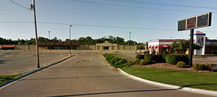 K-Mart (Kmart) - Jenison - 200 Chicago Drive Sw (newer photo)